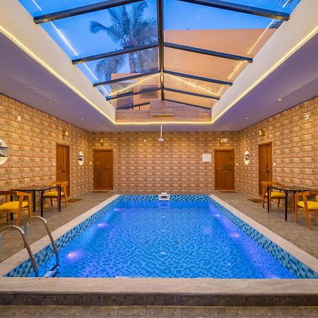 Teak Leaf Gateway Villa With Swimming Pool Indoor Games Kālapettai Exterior photo