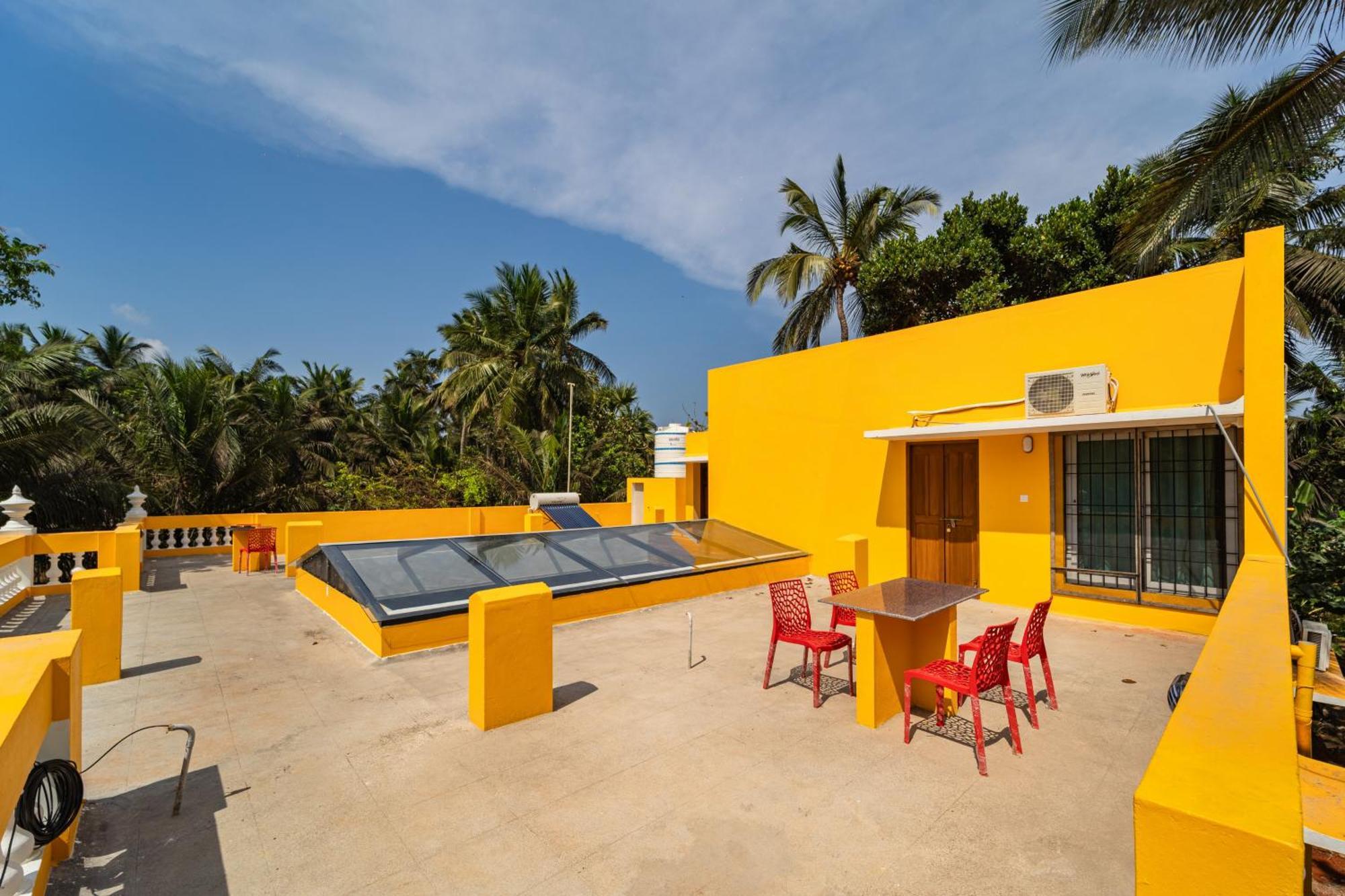 Teak Leaf Gateway Villa With Swimming Pool Indoor Games Kālapettai Exterior photo