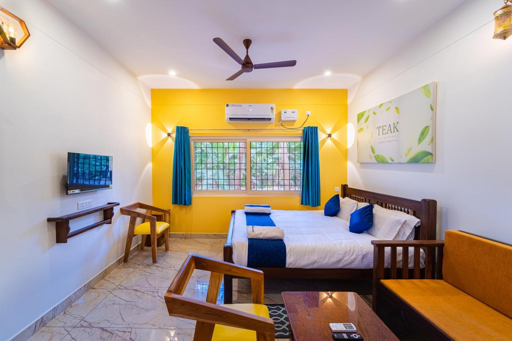 Teak Leaf Gateway Villa With Swimming Pool Indoor Games Kālapettai Exterior photo
